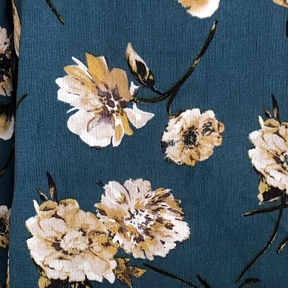 She + Sky Shirt Teal Long Sleeve Floral Blouse New S - Picture 3 of 4